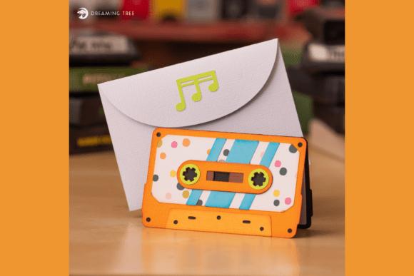 Cassette Tape Note Card: Avoiding Common Crafting Pitfalls for a Perfect Retro Finish